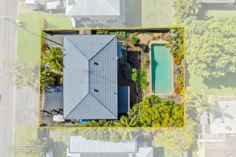 11 Phillip St, Redland Bay, QLD 4165