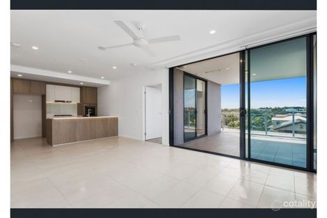 Property photo of 1034/123 Cavendish Road Coorparoo QLD 4151