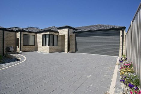 6b Ginsburg Turn, Tapping, WA 6065