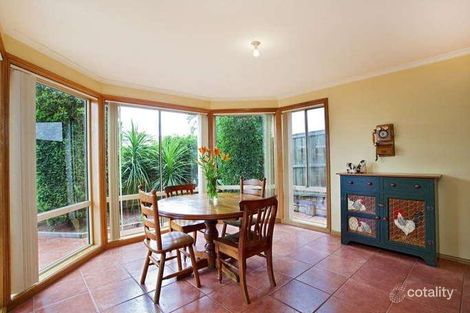 Property photo of 2 Bribie Close Green Valley NSW 2168