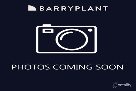 Property photo of 3 Hayden Grove Pakenham VIC 3810