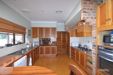 Property photo of 20 Woorin Close Bomaderry NSW 2541