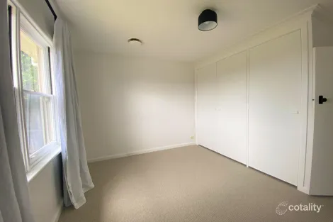 Property photo of 9 Gladstone Street Warrnambool VIC 3280