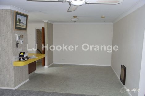Property photo of 16 Eungella Place Orange NSW 2800