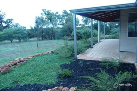 Property photo of 11 Inthanoona Road Gidgegannup WA 6083