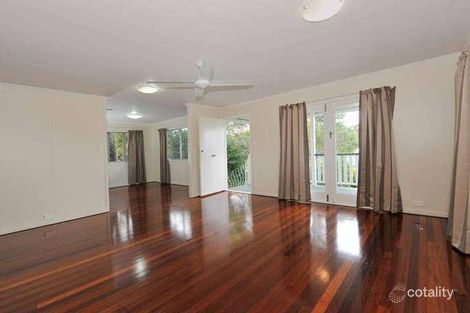 Property photo of 19 Highfield Street Durack QLD 4077