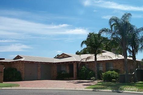 7 Cammaray Ct, Thornlie, WA 6108