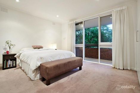 Property photo of 31 Oloughlan Street Ormond VIC 3204