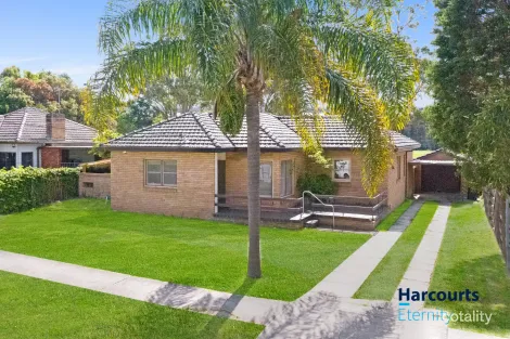 Property photo of 57 Toongabbie Road Toongabbie NSW 2146