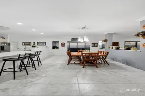 Property photo of 6 Gilbank Crescent Kinross WA 6028