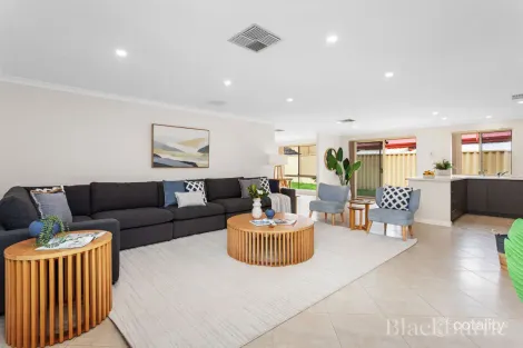 Property photo of 12 Denison Turn Ridgewood WA 6030