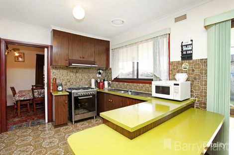 Property photo of 10 Cousen Place Gladstone Park VIC 3043