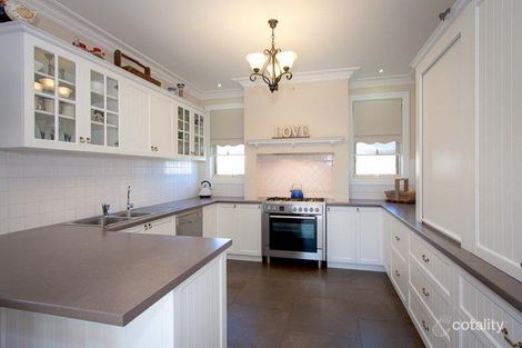 Property photo of 12 Pontvale Close Gisborne VIC 3437