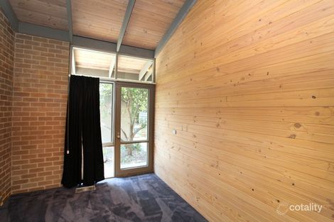 Property photo of 4 Taylor Drive Gladstone Park VIC 3043