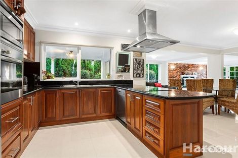 Property photo of 94 Buckmaster Drive Mill Park VIC 3082