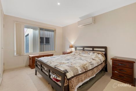 Property photo of 35 Poinsettia Crescent Calamvale QLD 4116