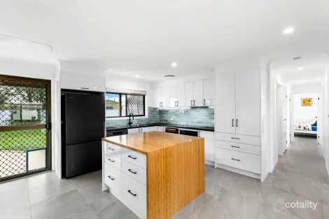 Property photo of 21 Turrum Street Scarness QLD 4655