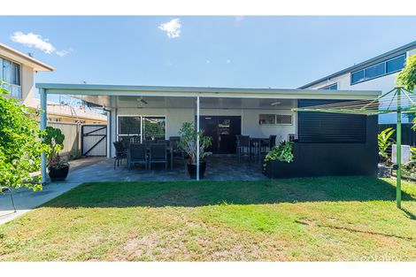 Property photo of 51 Annerley Avenue Runaway Bay QLD 4216