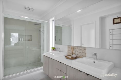 Property photo of 5 Ringtail Close Botanic Ridge VIC 3977