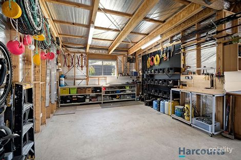 Property photo of 10 Swift Rise Brown Hill VIC 3350