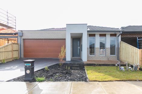 8 Blackwood Pl, Beveridge, VIC 3753