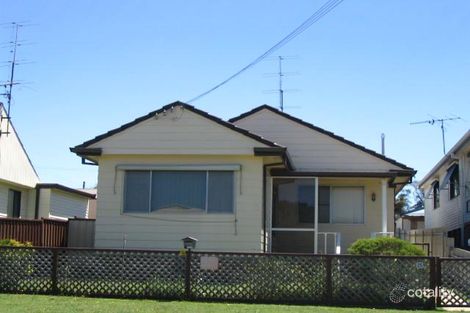 25 Burns St, Redhead, NSW 2290