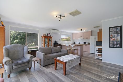 Property photo of 23 Maxwell Drive Wodonga VIC 3690