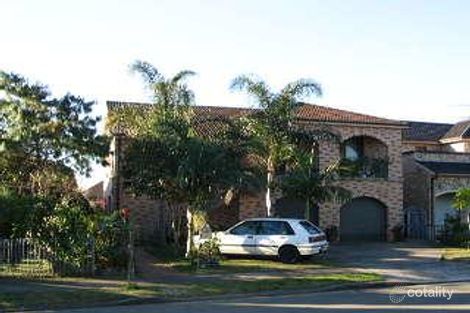 2 Yarra Pl, St Johns Park, NSW 2176