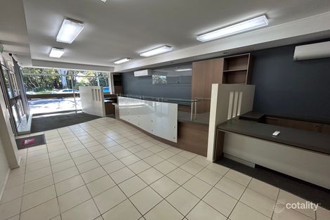 402 Esplanade, Torquay, QLD 4655