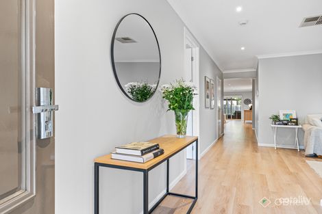 Property photo of 14 Killara Court Sandhurst VIC 3977