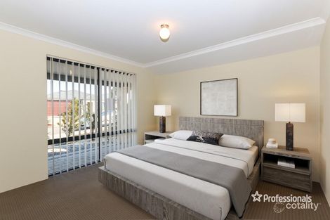 Property photo of 6 Solway Brace Ellenbrook WA 6069