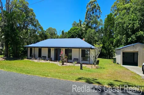 24-26 Mango Cres, Macleay Island, QLD 4184