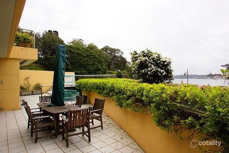 Property photo of 17/10 Lincoln Crescent Woolloomooloo NSW 2011