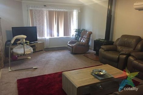 Property photo of 32 Barnesby Drive Yakamia WA 6330