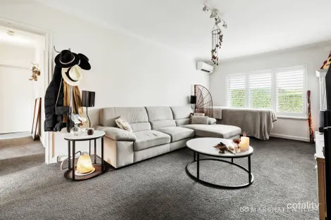 2/4 St Johns Pde, Kew, VIC 3101