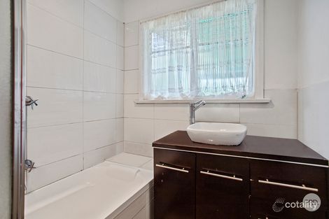 Property photo of 3 Stanfield Street Long Gully VIC 3550