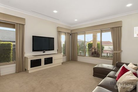 Property photo of 15-17 Kelty Terrace Bundoora VIC 3083
