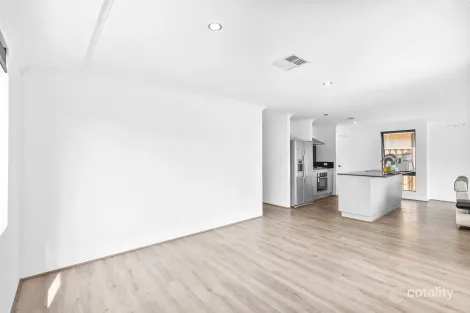 Property photo of 24 Ioppolo Court Sinagra WA 6065