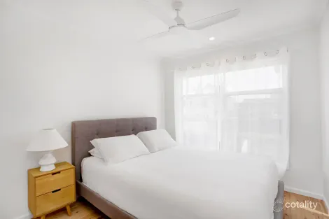 Property photo of 17 Cunningham Road Killarney Vale NSW 2261