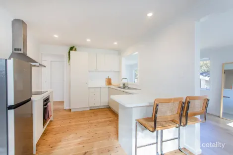 Property photo of 17 Cunningham Road Killarney Vale NSW 2261