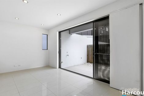 Property photo of 3/232 Riding Road Balmoral QLD 4171