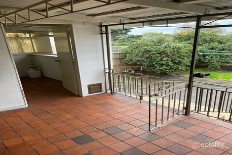 Property photo of 2 Peer Street Moe VIC 3825