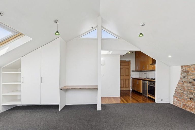 Photo of property in 195 The Terrace, Wellington Central, Wellington, 6011