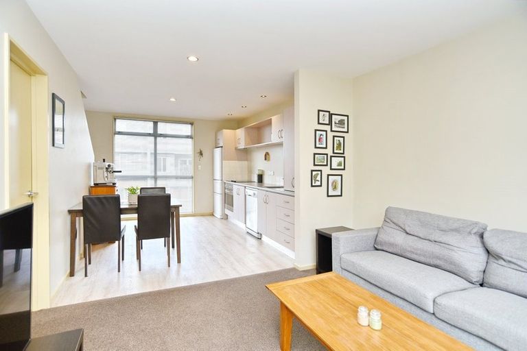 Photo of property in 6/54 Champion Street, Edgeware, Christchurch, 8013