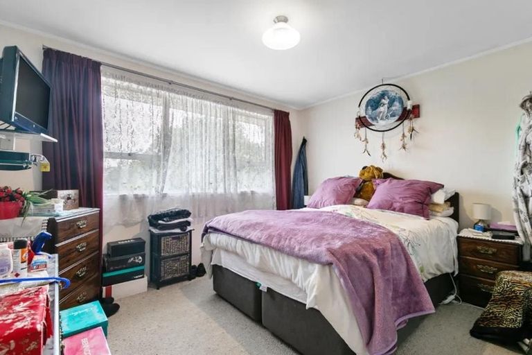 Photo of property in 15 Tangelo Place, Bucklands Beach, Auckland, 2012