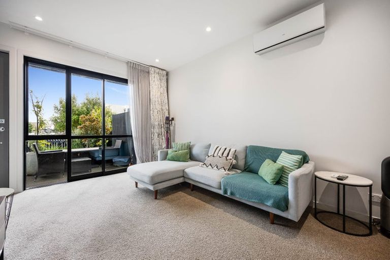 Photo of property in 34 Walter Merton Road, Hobsonville, Auckland, 0616