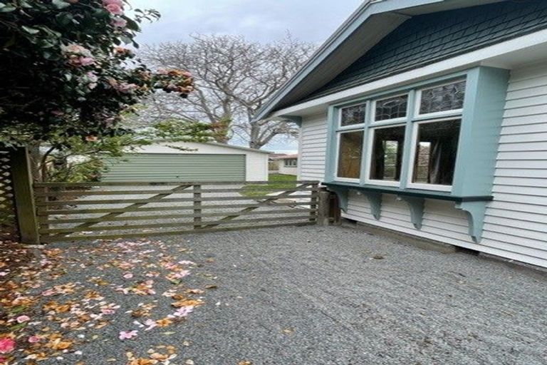 Photo of property in 76 North Parade, Richmond, Christchurch, 8013