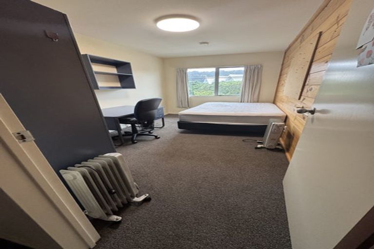 Photo of property in Basin Reserve Complex, 66/4 Sussex Street, Mount Cook, Wellington, 6021