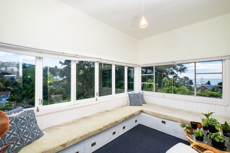 Photo of property in 8 Hadfield Terrace, Bluff Hill, Napier, 4110