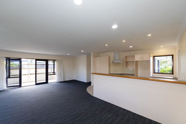 Photo of property in 2b Forward Street, Greenmeadows, Napier, 4112